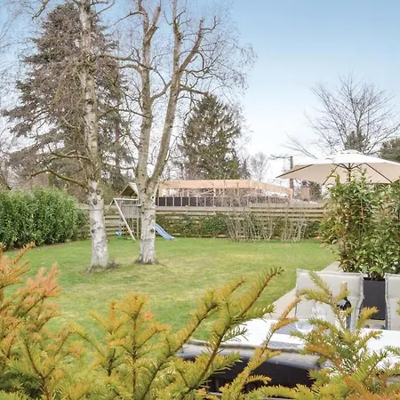 Three-bedroom Holiday In Hornbak Hornbæk